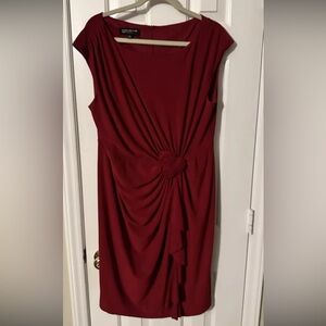 Jones New York Women’s Size 14 Red Cocktail Dress Ruched Detail